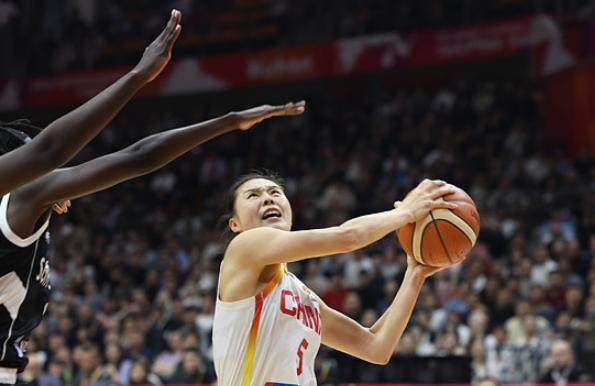 开云体育平台-中国女篮轻取南苏丹！王思雨下半场轰17分